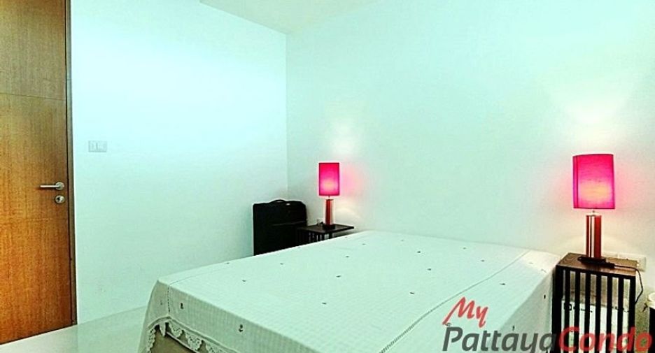 For rent 2 bedrooms condo in Bang Lamung, Chonburi