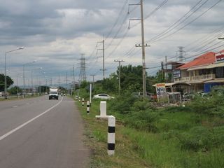出售 2 卧室 商业空间 在 Hang Dong, Chiang Mai