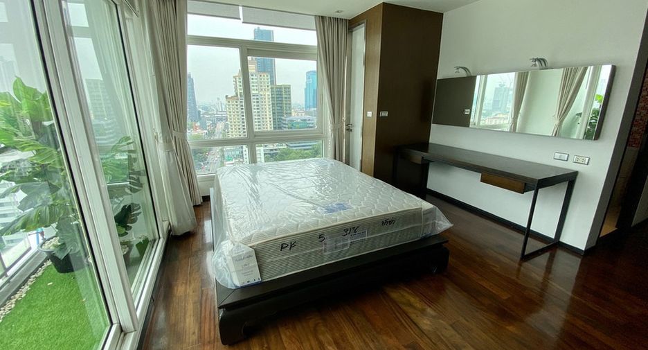 ให้เช่า และ ขาย 4 เตียง คอนโด ใน วัฒนา, กรุงเทพฯ