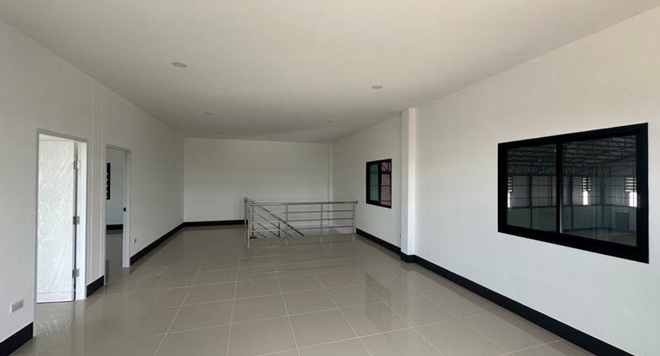 For rent and for sale warehouse in Sai Noi, Nonthaburi