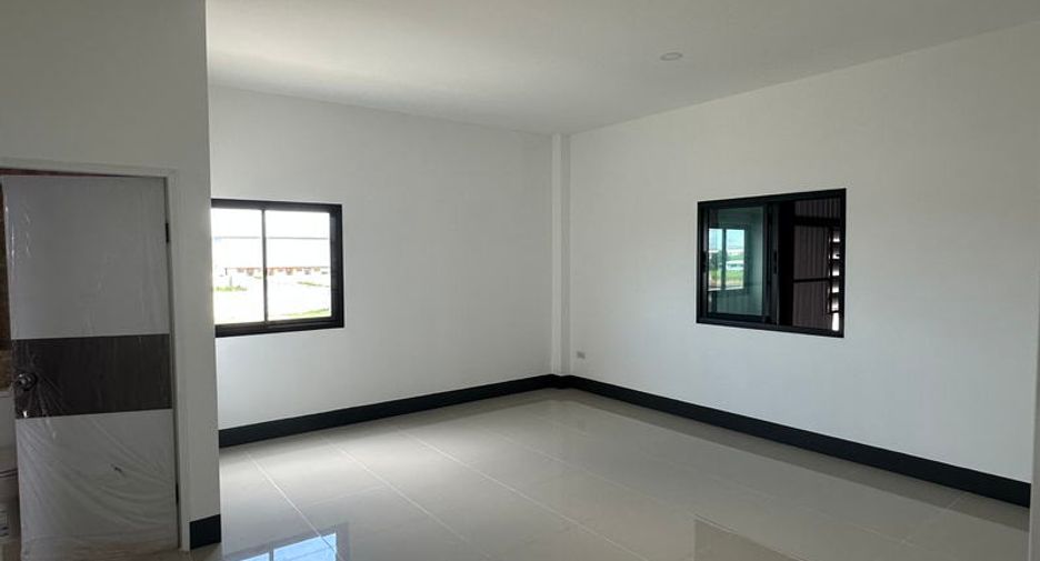 For rent and for sale warehouse in Sai Noi, Nonthaburi