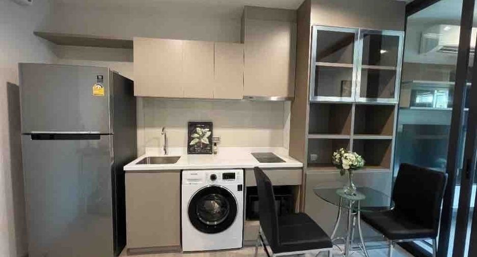 For rent 1 bed condo in Phra Khanong, Bangkok