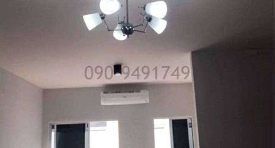 For rent 3 bedrooms townhouse in Mueang Nonthaburi, Nonthaburi