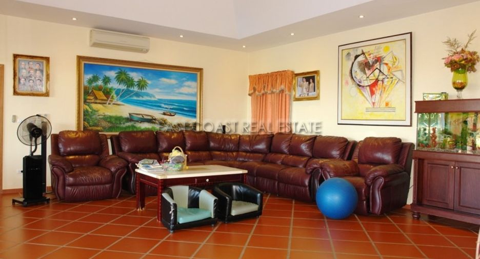 For sale 5 ベッドルーム house in Bang Lamung, Chonburi