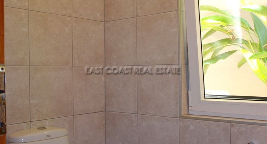 For sale 5 ベッドルーム house in Bang Lamung, Chonburi