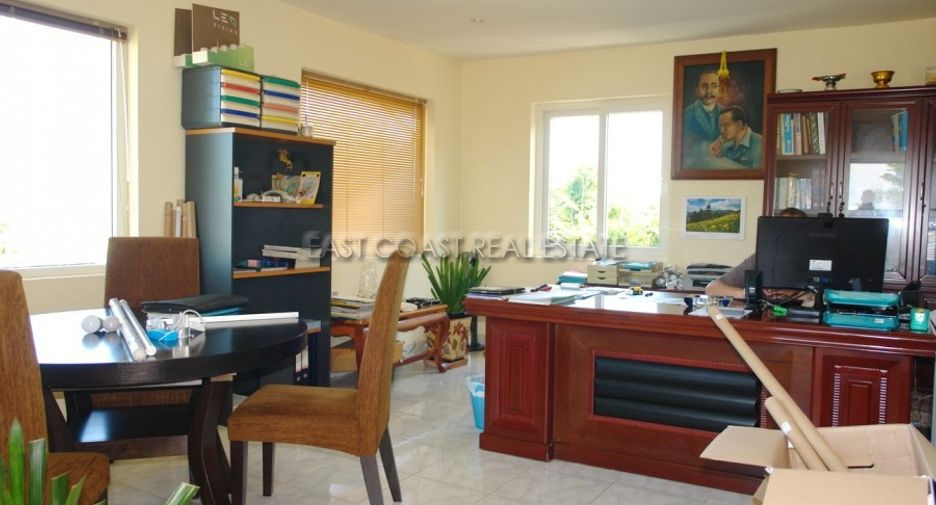For sale 5 ベッドルーム house in Bang Lamung, Chonburi