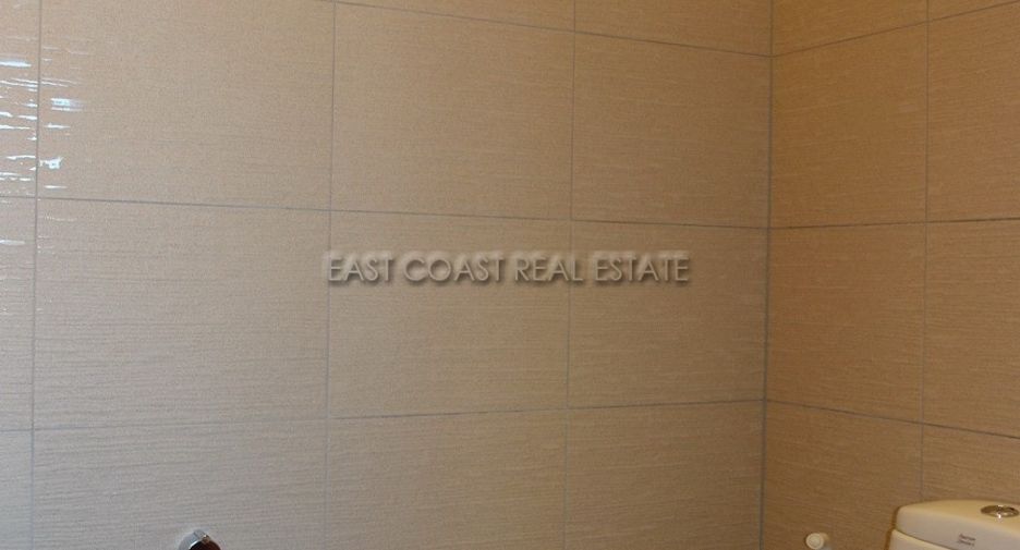 For sale 5 ベッドルーム house in Bang Lamung, Chonburi