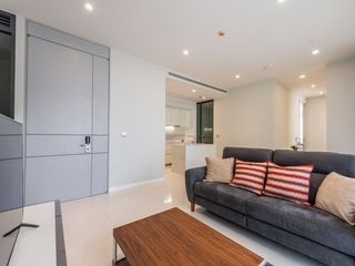 Condo en alquiler de 2 habitaciones en Khlong Toei, Bangkok