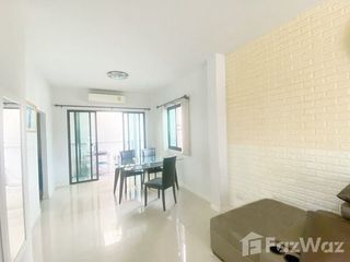 For sale 3 bed townhouse in Bang Khae, Bangkok
