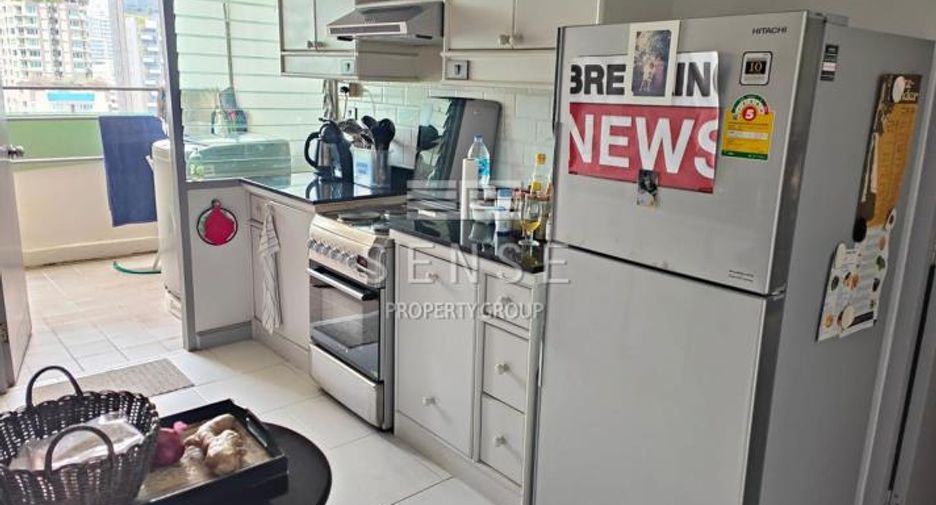 For sale and for rent 3 bedrooms condo in Watthana, Bangkok