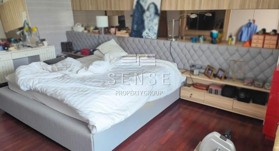 For sale and for rent 3 bedrooms condo in Watthana, Bangkok