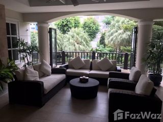 For rent 3 Beds condo in Khlong Toei, Bangkok