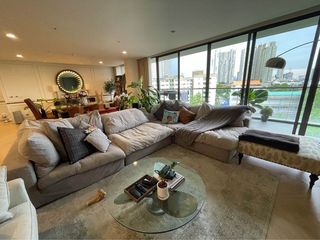 For sale 3 bed condo in Suan Luang, Bangkok