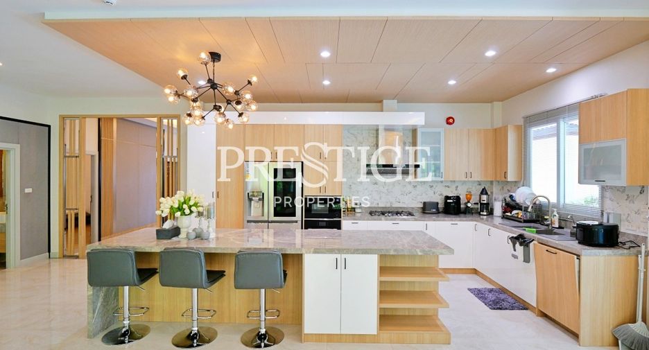À vendre et à louer 6 chambres maison à Bang Lamung, Chonburi