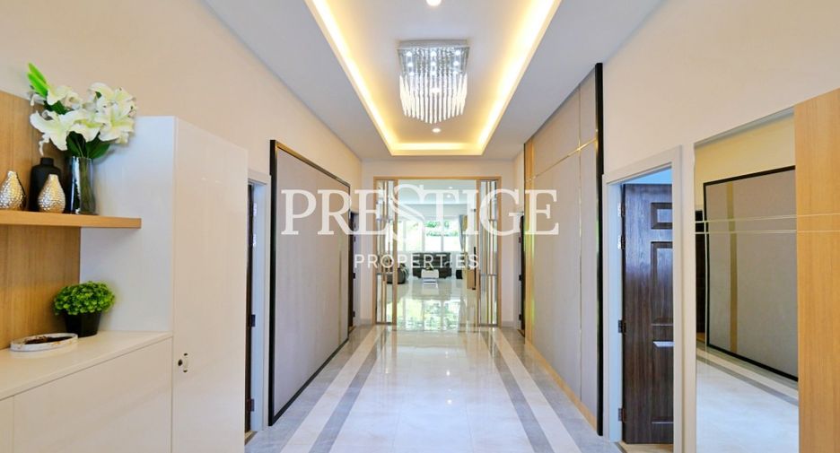 À vendre et à louer 6 chambres maison à Bang Lamung, Chonburi