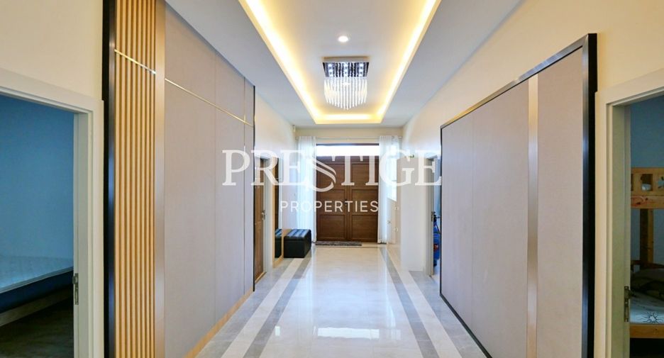 À vendre et à louer 6 chambres maison à Bang Lamung, Chonburi