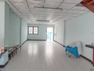 For sale 2 bed townhouse in Mueang Nakhon Pathom, Nakhon Pathom