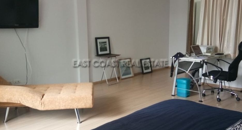Haus zum Kauf mit 3 Zimmer in Bang Lamung, Chonburi