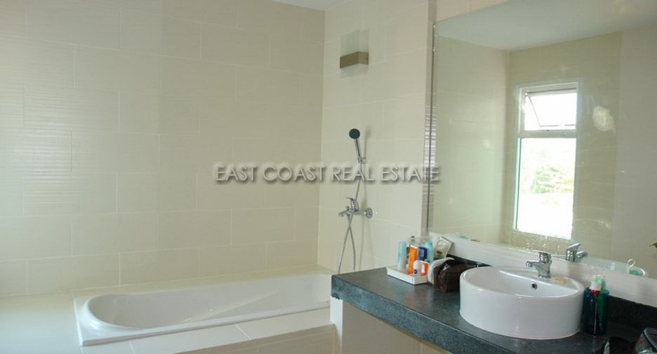 Haus zum Kauf mit 3 Zimmer in Bang Lamung, Chonburi