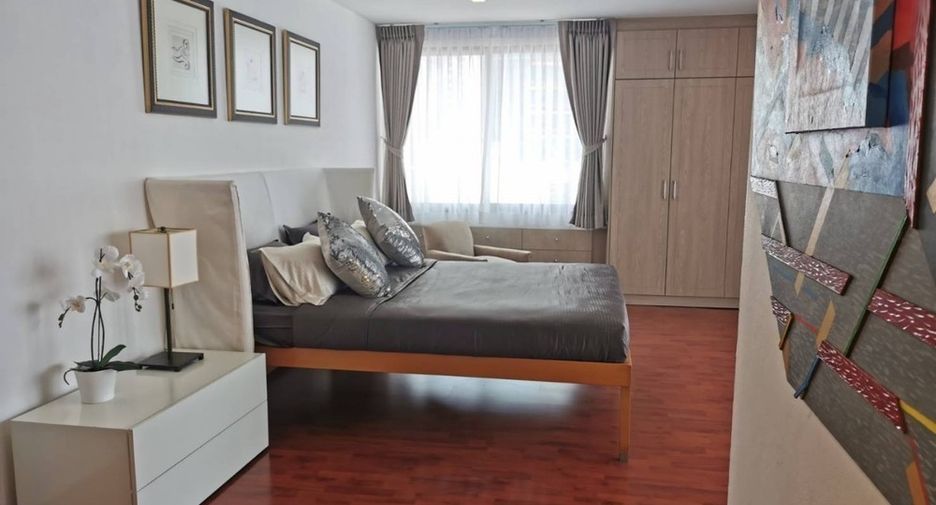 For rent and for sale 2 bedrooms condo in Khlong Toei, Bangkok