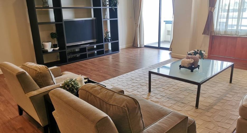 For rent and for sale 2 bedrooms condo in Khlong Toei, Bangkok