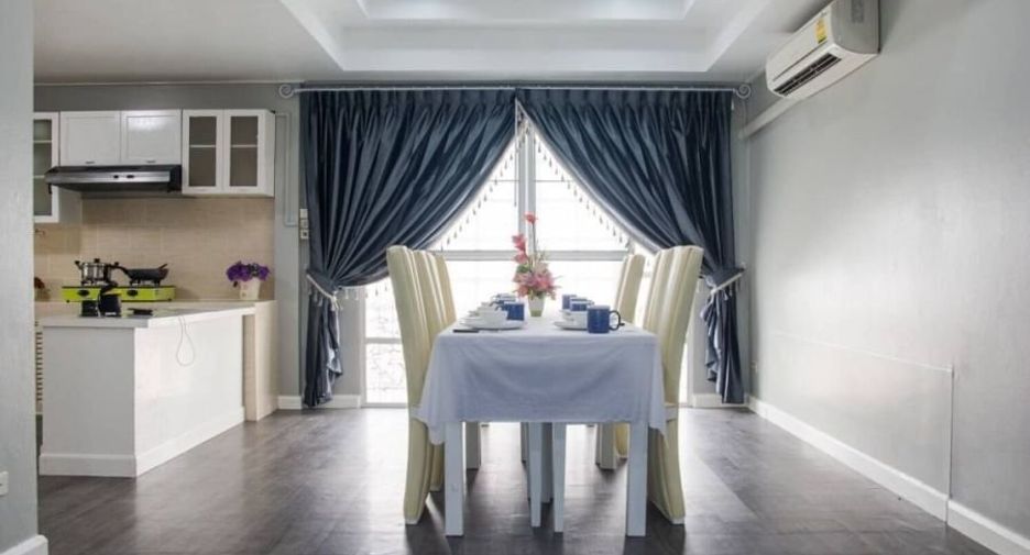 For rent 5 ベッドルーム house in Bang Lamung, Chonburi