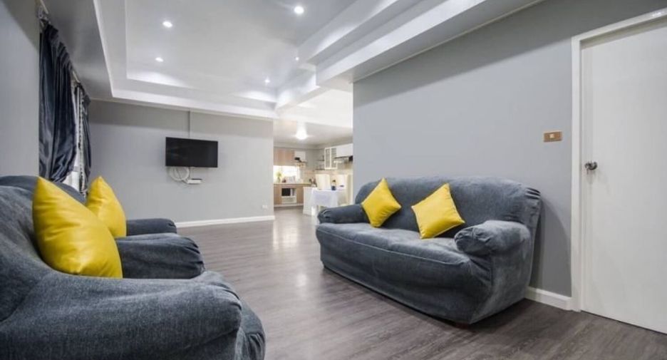 For rent 5 ベッドルーム house in Bang Lamung, Chonburi