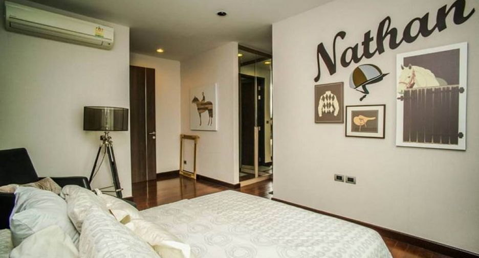 For sale and for rent studio townhouse in Watthana, Bangkok