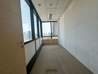 For rent 1 bed office in Khlong Toei, Bangkok