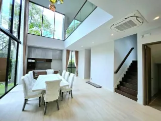 For rent 3 Beds house in Bang Kapi, Bangkok