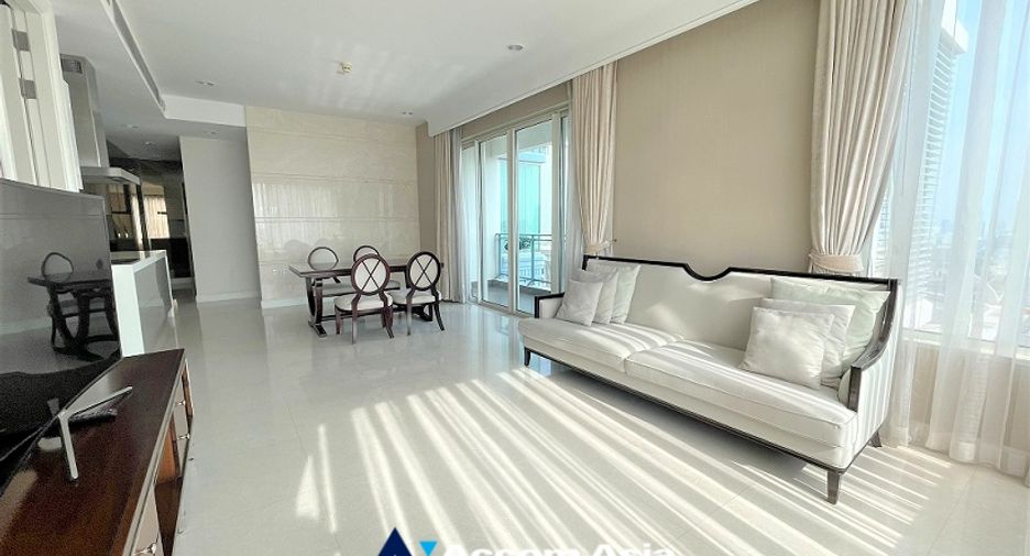 For rent そして for sale 3 Beds condo in Pathum Wan, Bangkok