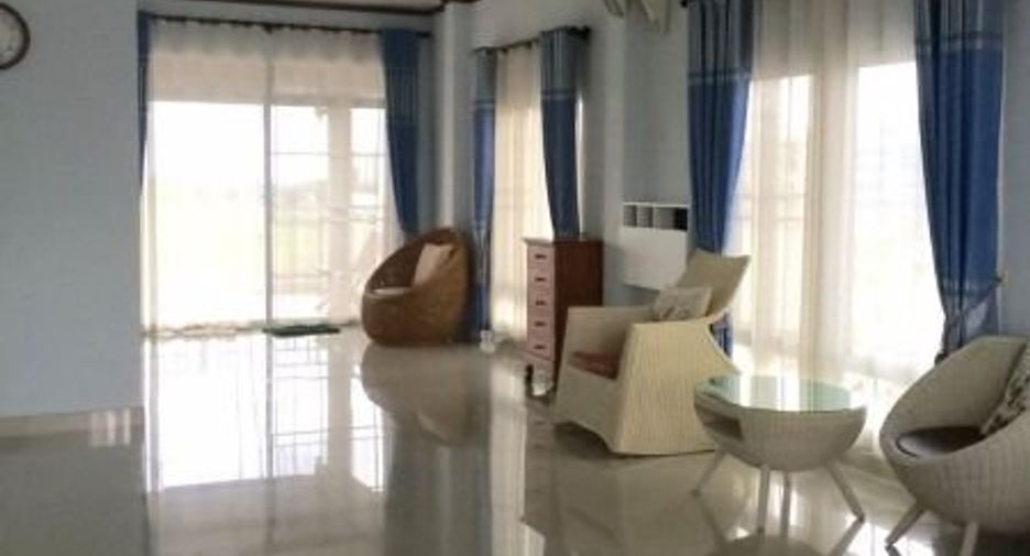 À louer et à vendre 5 chambres maison à Bang Lamung, Chonburi
