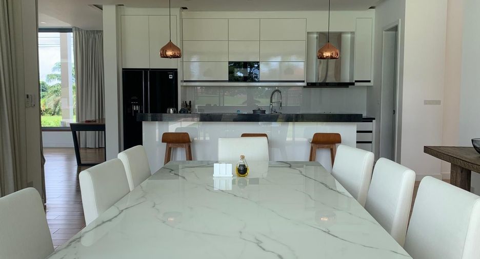 For sale 4 bed villa in Thalang, Phuket