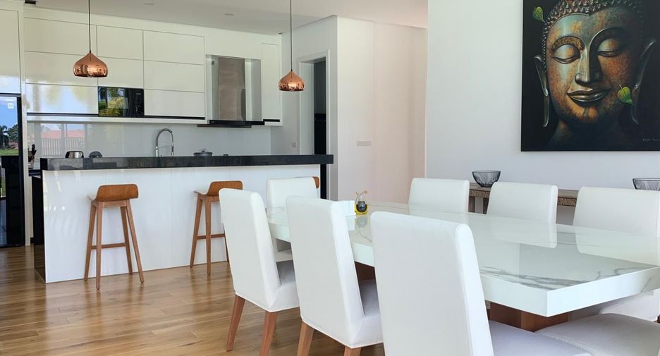 For sale 4 bed villa in Thalang, Phuket