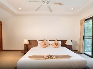 For rent 5 bedrooms villa in Mueang Phuket, Phuket