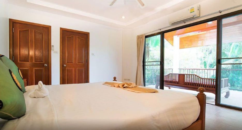 Villa en alquiler de 5 habitaciones en Mueang Phuket, Phuket