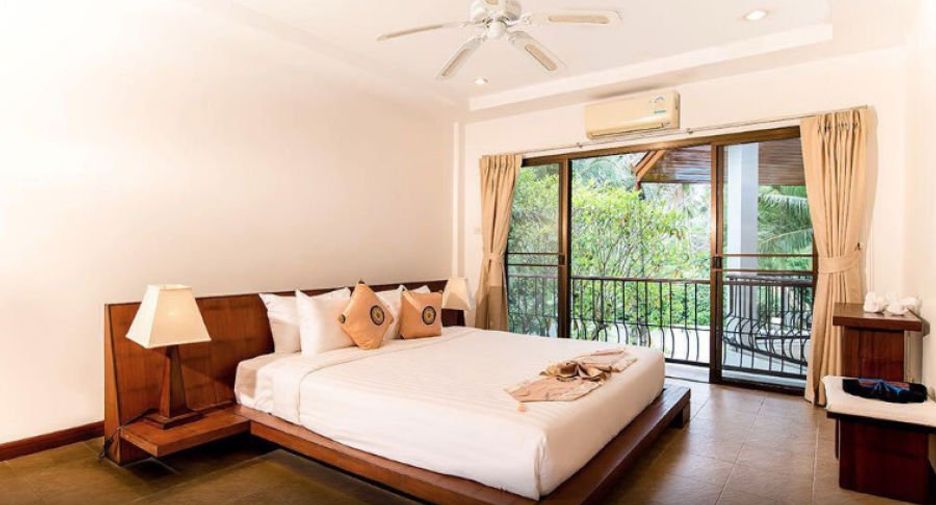 Villa en alquiler de 5 habitaciones en Mueang Phuket, Phuket