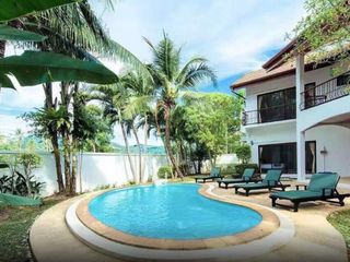 For rent 5 bedrooms villa in Mueang Phuket, Phuket