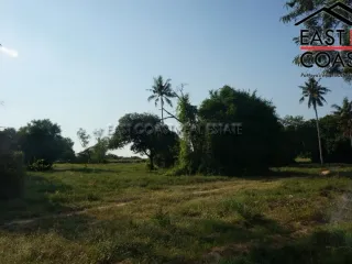 À vendre terrain à Bang Lamung, Chonburi