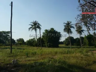 À vendre terrain à Bang Lamung, Chonburi