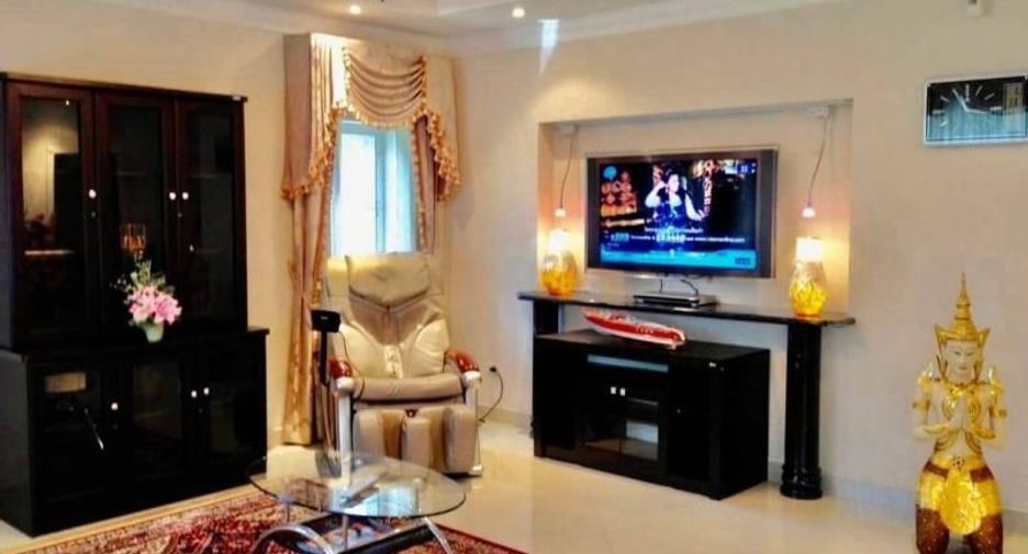 For rent 2 bedrooms house in Bang Lamung, Chonburi