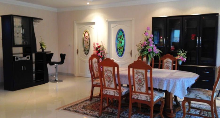 For rent 2 bedrooms house in Bang Lamung, Chonburi