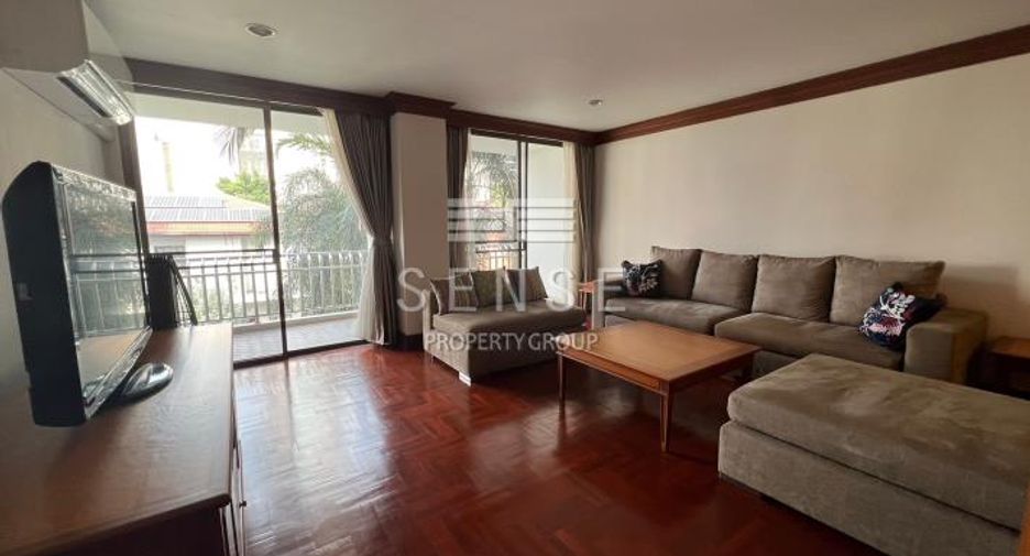 For rent 3 bedrooms condo in Khlong Toei, Bangkok