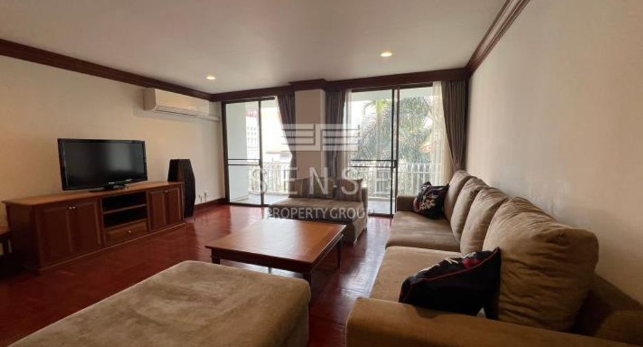 For rent 3 bedrooms condo in Khlong Toei, Bangkok