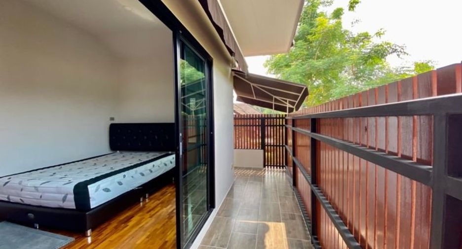 À vendre 4 chambres maison à Hang Dong, Chiang Mai