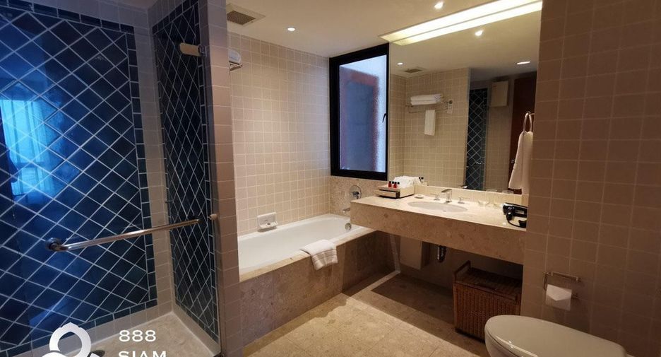 For rent 2 bedrooms condo in Yan Nawa, Bangkok