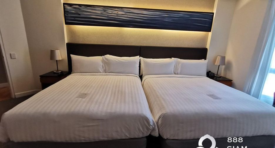 For rent 2 bedrooms condo in Yan Nawa, Bangkok