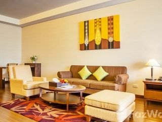 For rent studio condo in Khlong Toei, Bangkok