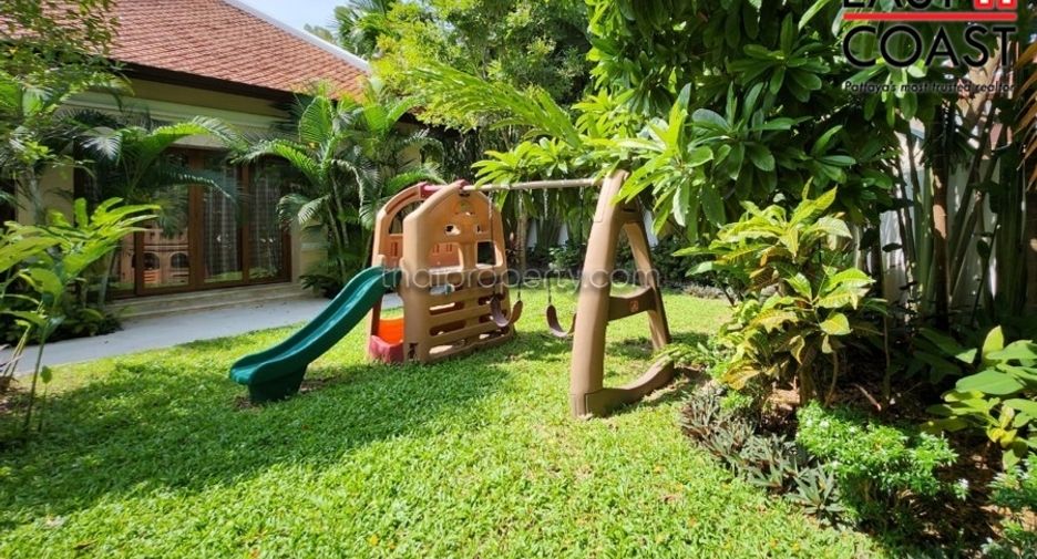 Casa en venta de 4 habitaciones en Sattahip, Chonburi
