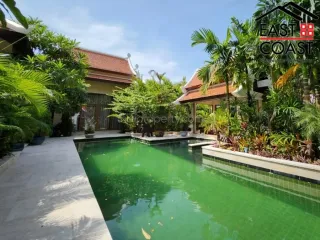 Продажа 4 спальни дом в Na Jomtien, Паттайя